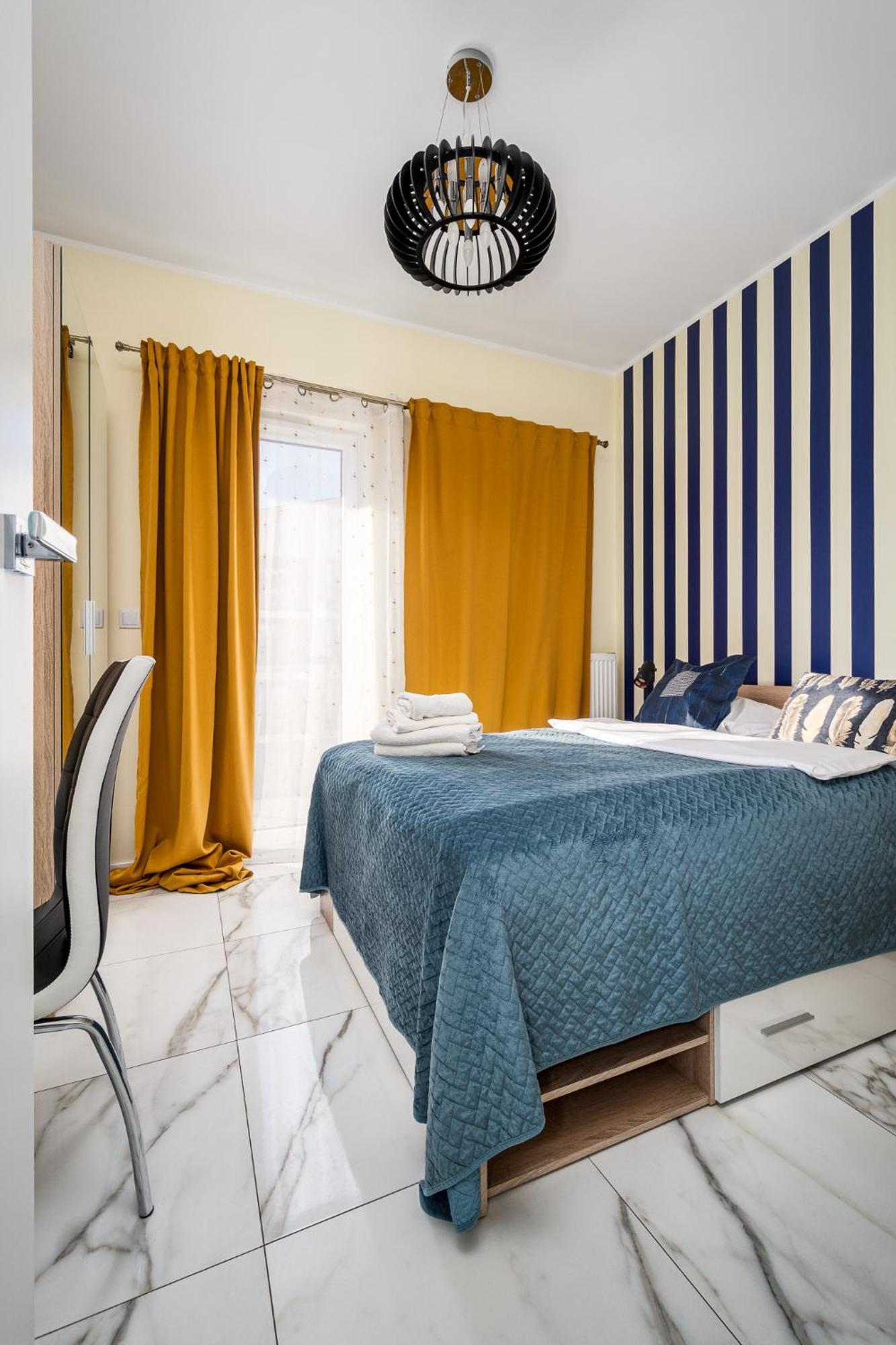 Prymasa Tysiaclecia 83A Separate Bedroom Free Garage By Perfect Apart 634 Warsawa Bagian luar foto