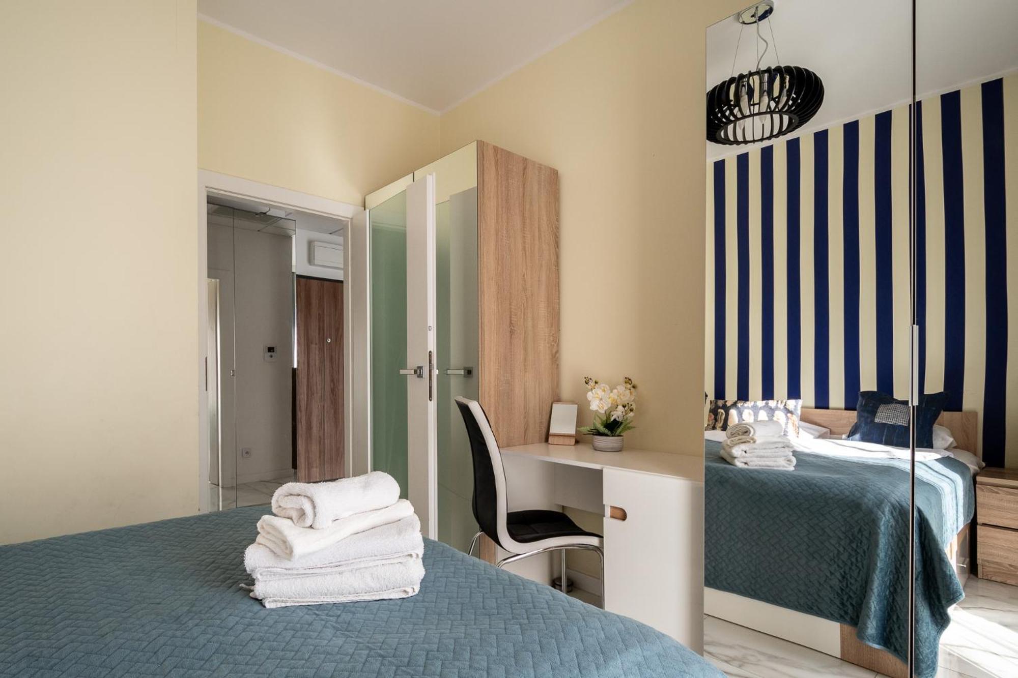 Prymasa Tysiaclecia 83A Separate Bedroom Free Garage By Perfect Apart 634 Warsawa Bagian luar foto